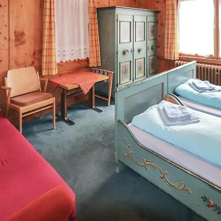 Nice In W/ Wifi And 7 Bedrooms Holiday home